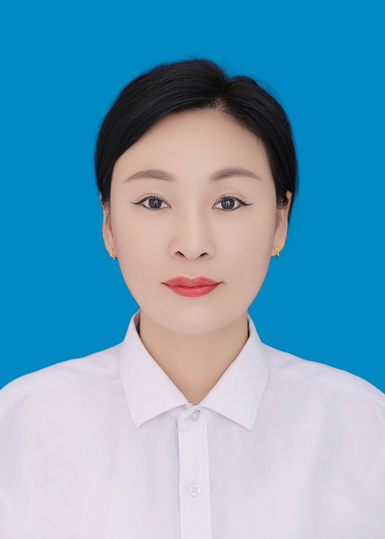 周花：职称：研究员。编号250601